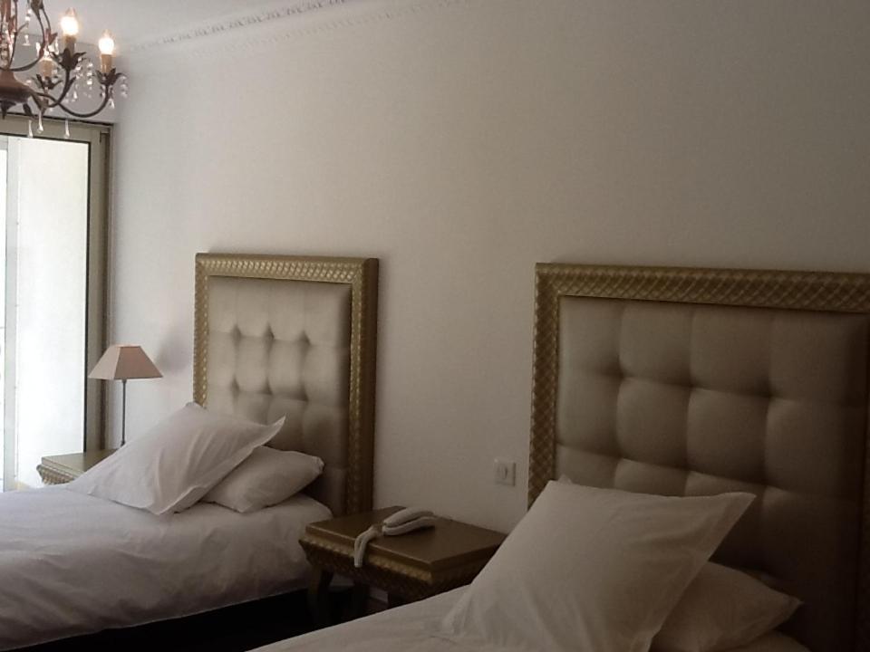 Hotel Les Deux Lions Riez Luaran gambar