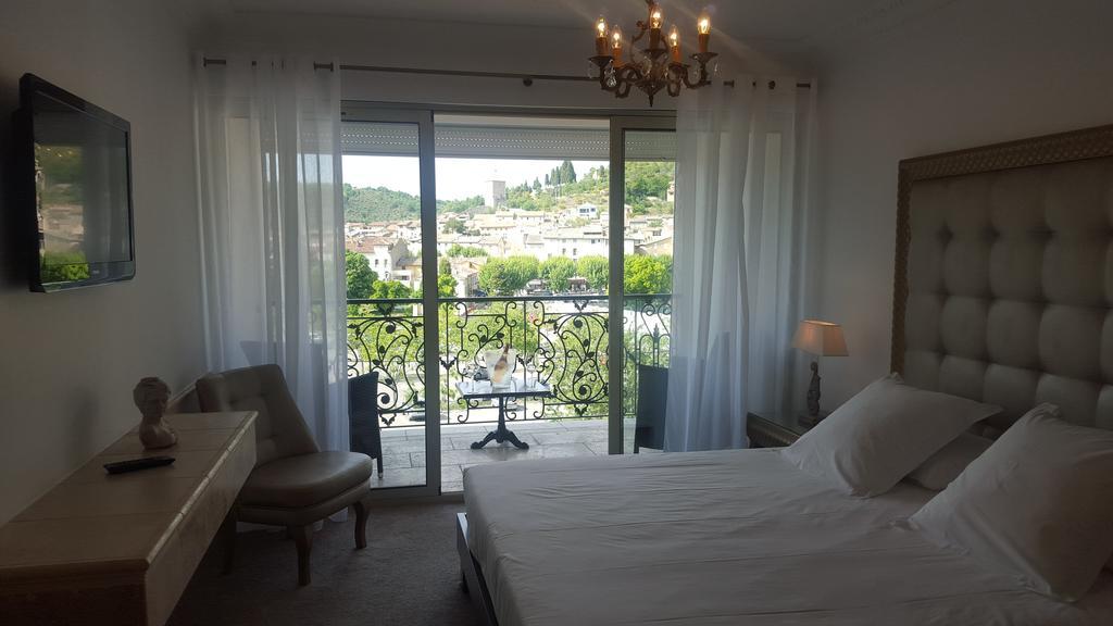 Hotel Les Deux Lions Riez Bilik gambar