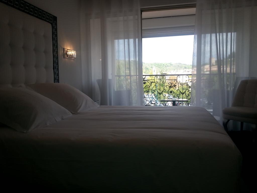 Hotel Les Deux Lions Riez Luaran gambar